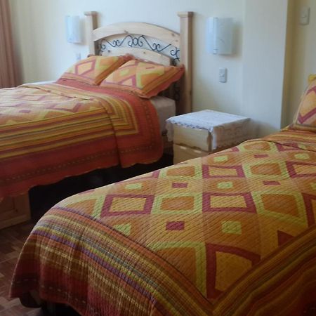 Morales Guest House Huaraz  Rum bild