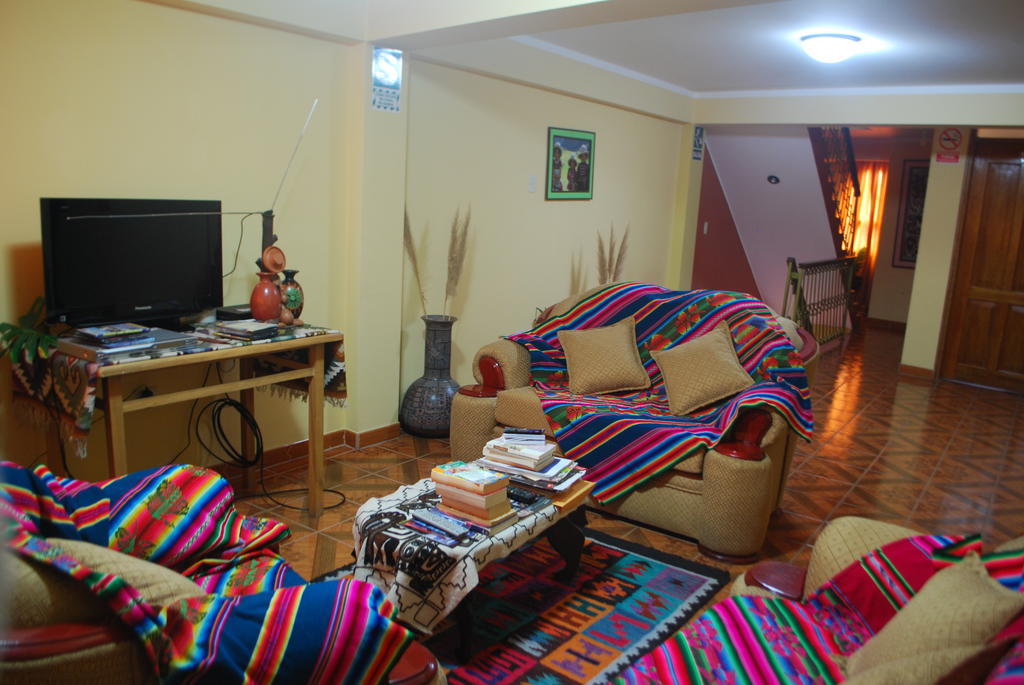 Morales Guest House Huaraz  Exteriör bild